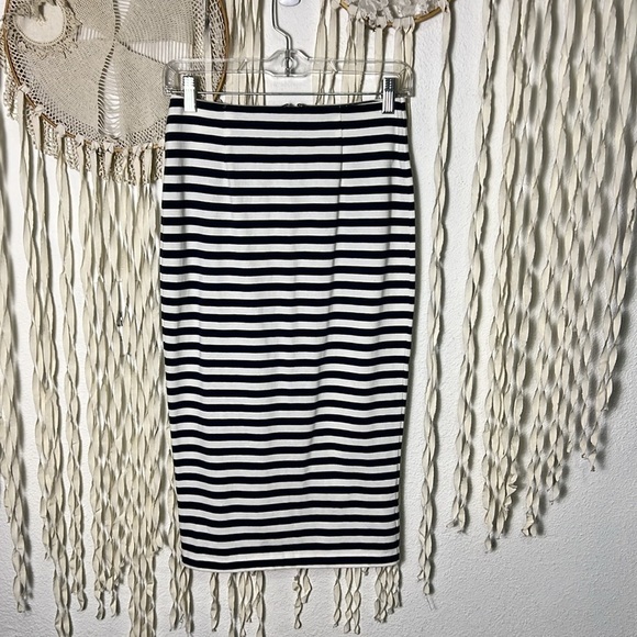 J. Crew Nautical Navy and White Stripe Pencil Skirt Size 0 - Picture 2 of 13